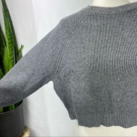 ZARA Womens Small Viscose Knit Crop Gray Sweater Zip In Back - Picture 10 of 12